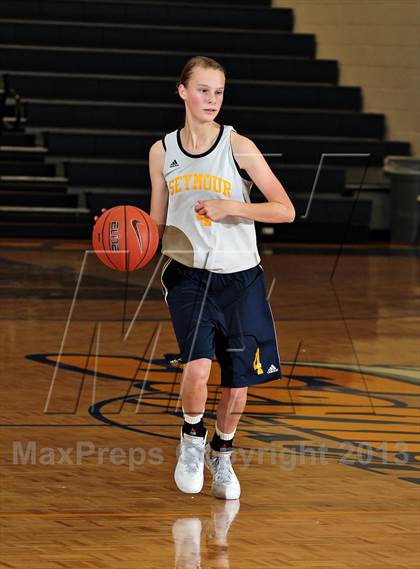 Thumbnail 2 in JV: Jefferson County @ Seymour photogallery.