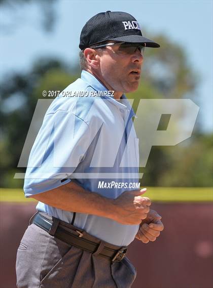 Thumbnail 1 in South Tahoe vs Placer (67th Annual San Diego Lions Tournament) photogallery.