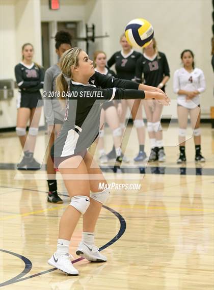 Thumbnail 3 in Woodcreek @ Inderkum photogallery.