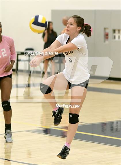 Thumbnail 2 in Woodcreek @ Inderkum photogallery.