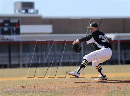 Thumbnail 3 in Commack vs.  Patchogue-Medford photogallery.