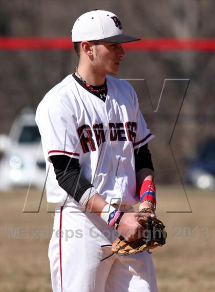 Thumbnail 3 in Commack vs.  Patchogue-Medford photogallery.