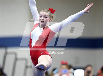 Thumbnail 1 in CHSAA 4A State Prelims photogallery.