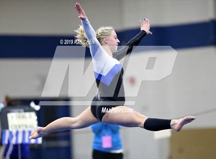 Thumbnail 1 in CHSAA 4A State Prelims photogallery.