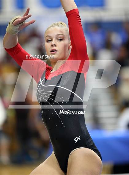 Thumbnail 2 in CHSAA 4A State Prelims photogallery.