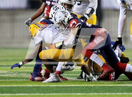 Thumbnail 2 in Justin-Siena vs. Pinole Valley (CIF NCS D6 Final) photogallery.