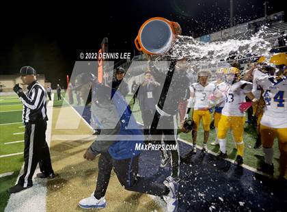Thumbnail 2 in Justin-Siena vs. Pinole Valley (CIF NCS D6 Final) photogallery.