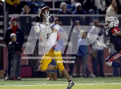 Thumbnail 3 in Justin-Siena vs. Pinole Valley (CIF NCS D6 Final) photogallery.