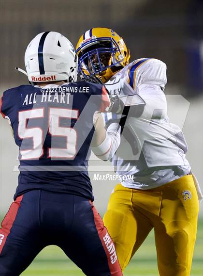 Thumbnail 2 in Justin-Siena vs. Pinole Valley (CIF NCS D6 Final) photogallery.