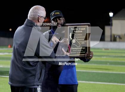 Thumbnail 2 in Justin-Siena vs. Pinole Valley (CIF NCS D6 Final) photogallery.
