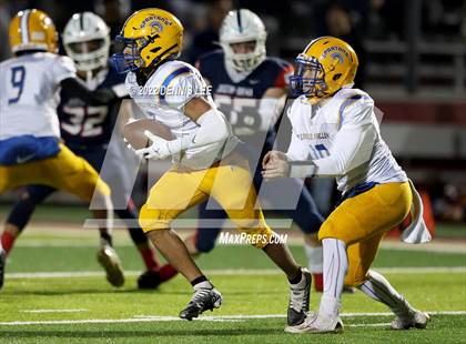 Thumbnail 2 in Justin-Siena vs. Pinole Valley (CIF NCS D6 Final) photogallery.