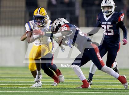Thumbnail 2 in Justin-Siena vs. Pinole Valley (CIF NCS D6 Final) photogallery.