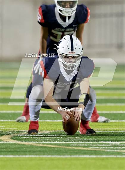 Thumbnail 3 in Justin-Siena vs. Pinole Valley (CIF NCS D6 Final) photogallery.
