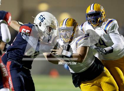 Thumbnail 3 in Justin-Siena vs. Pinole Valley (CIF NCS D6 Final) photogallery.
