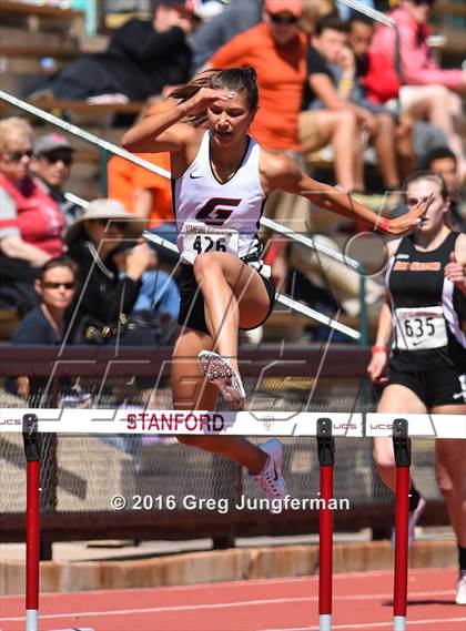 Thumbnail 1 in Stanford Invitational Girls Track photogallery.