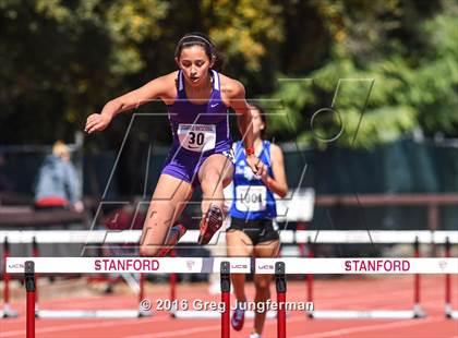 Thumbnail 2 in Stanford Invitational Girls Track photogallery.