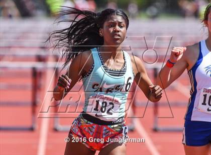 Thumbnail 2 in Stanford Invitational Girls Track photogallery.