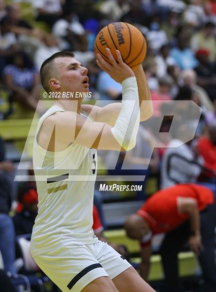 Thumbnail 2 in Tri-Cities vs Calhoun (GHSA 5A State Playoff - Quarterfinals) photogallery.