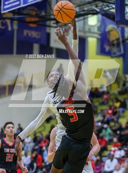 Thumbnail 2 in Tri-Cities vs Calhoun (GHSA 5A State Playoff - Quarterfinals) photogallery.