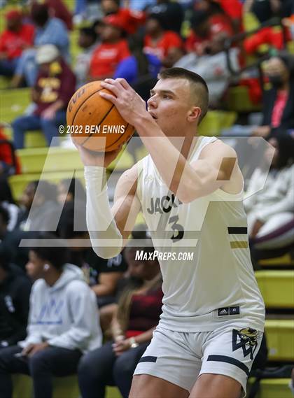 Thumbnail 1 in Tri-Cities vs Calhoun (GHSA 5A State Playoff - Quarterfinals) photogallery.