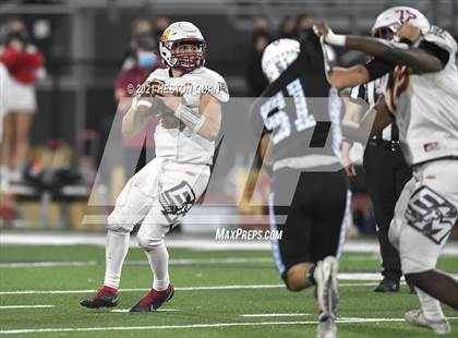 Thumbnail 2 in El Modena @ Villa Park photogallery.