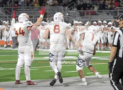 Thumbnail 2 in El Modena @ Villa Park photogallery.