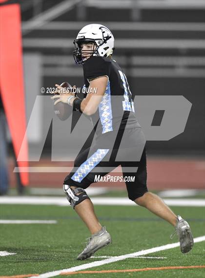 Thumbnail 2 in El Modena @ Villa Park photogallery.