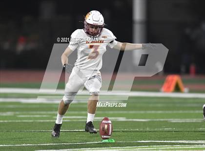 Thumbnail 2 in El Modena @ Villa Park photogallery.