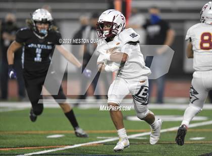 Thumbnail 2 in El Modena @ Villa Park photogallery.