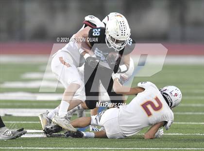 Thumbnail 2 in El Modena @ Villa Park photogallery.