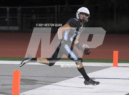 Thumbnail 2 in El Modena @ Villa Park photogallery.