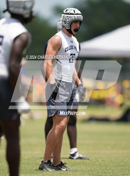 Thumbnail 1 in Cooper vs College Park (Texas 7 on 7 State Tournament) photogallery.