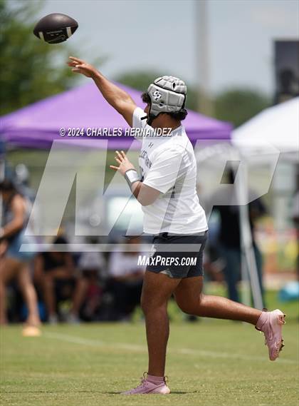 Thumbnail 1 in Cooper vs College Park (Texas 7 on 7 State Tournament) photogallery.