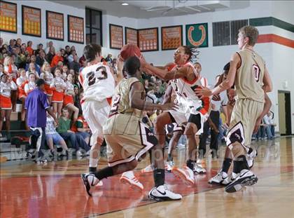 Thumbnail 1 in Salisbury @ East Lincoln (NCHSAA Playoffs) photogallery.