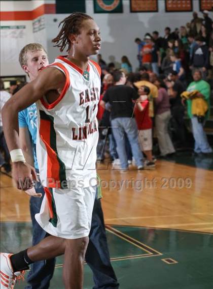 Thumbnail 2 in Salisbury @ East Lincoln (NCHSAA Playoffs) photogallery.