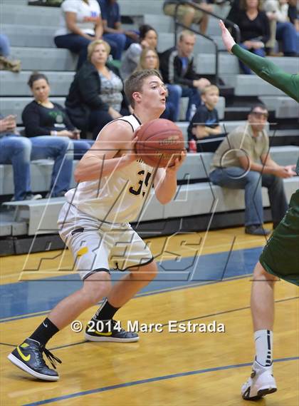 Thumbnail 2 in Venice vs. Mitchell 2014 Mustang Christmas Tournament photogallery.