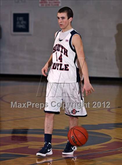 Thumbnail 1 in Carter @ South-Doyle photogallery.