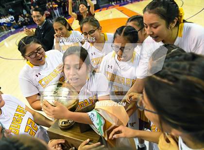 Thumbnail 1 in Baboquivari vs. Rock Point (AIA 1A State Final Awards) photogallery.