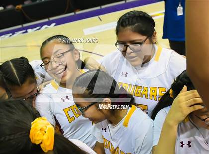 Thumbnail 3 in Baboquivari vs. Rock Point (AIA 1A State Final Awards) photogallery.