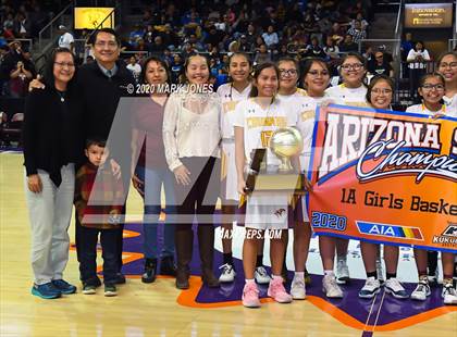 Thumbnail 3 in Baboquivari vs. Rock Point (AIA 1A State Final Awards) photogallery.