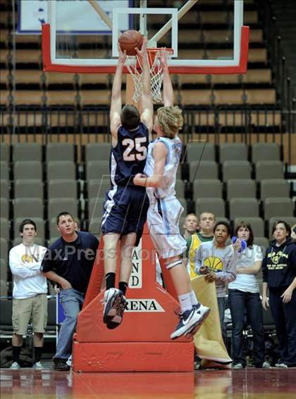 Thumbnail 1 in Central Valley Christian vs. Mission Prep (CIF CS D5 Final) photogallery.