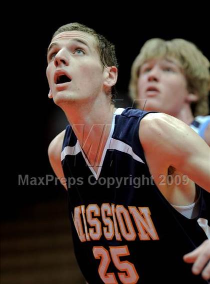 Thumbnail 2 in Central Valley Christian vs. Mission Prep (CIF CS D5 Final) photogallery.
