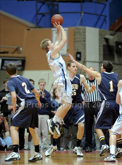 Thumbnail 2 in Central Valley Christian vs. Mission Prep (CIF CS D5 Final) photogallery.
