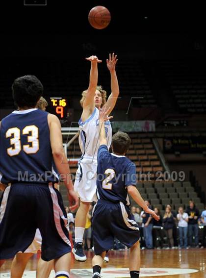 Thumbnail 3 in Central Valley Christian vs. Mission Prep (CIF CS D5 Final) photogallery.