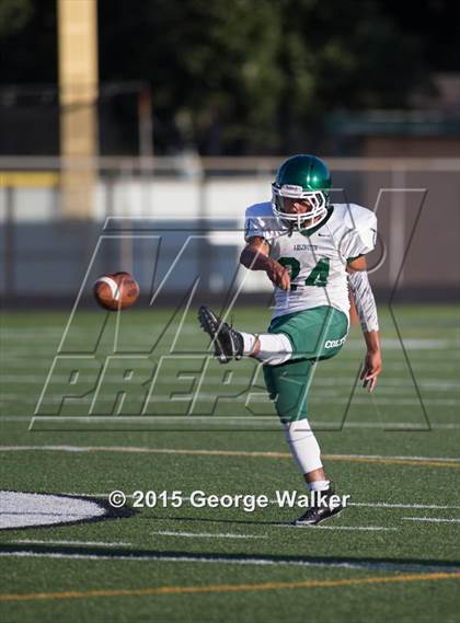Thumbnail 3 in Marcus @ Arlington Sophomore photogallery.