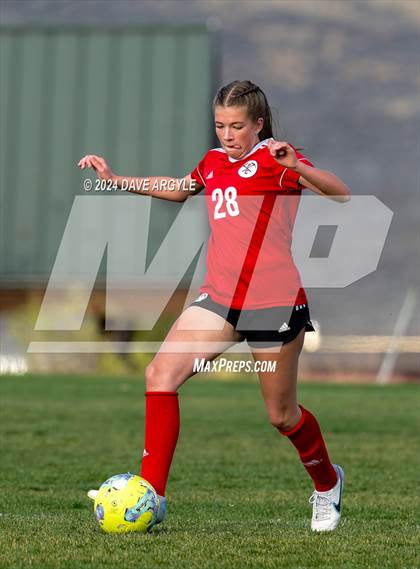 Thumbnail 3 in Cedar vs Park City (UHSAA 4A Second Round) photogallery.