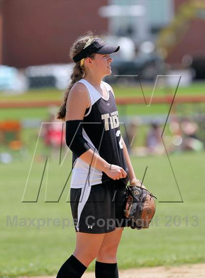 Thumbnail 2 in Curwensville vs Redbank Valley (PIAA District IX AA Final) photogallery.