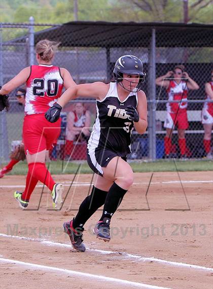 Thumbnail 3 in Curwensville vs Redbank Valley (PIAA District IX AA Final) photogallery.