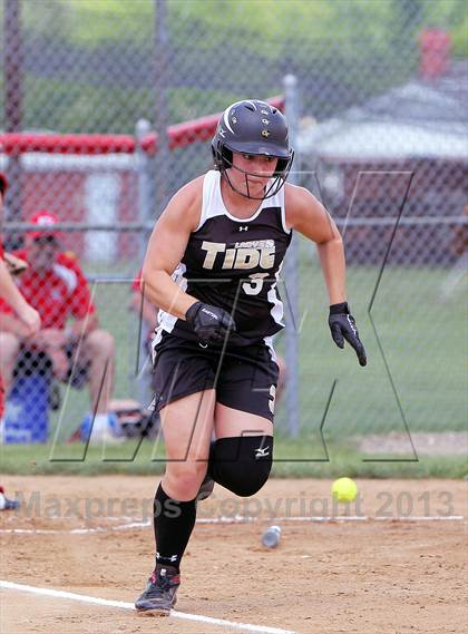 Thumbnail 3 in Curwensville vs Redbank Valley (PIAA District IX AA Final) photogallery.