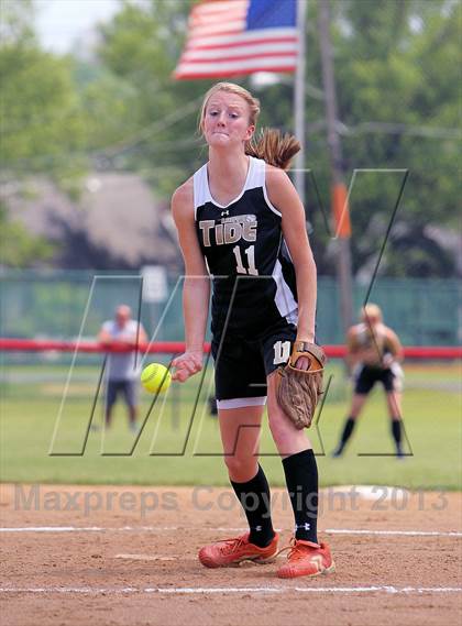 Thumbnail 2 in Curwensville vs Redbank Valley (PIAA District IX AA Final) photogallery.